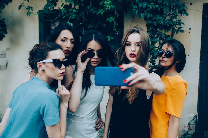 Instagram se želi zdaj osredotočati na filtre, ki bodo prinašali bolj pozitivno izkušnjo. | Foto: Getty Images