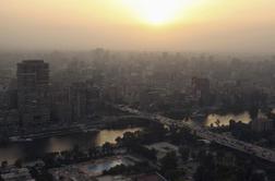 Silovita eksplozija poškodovala italijanski konzulat v Kairu 