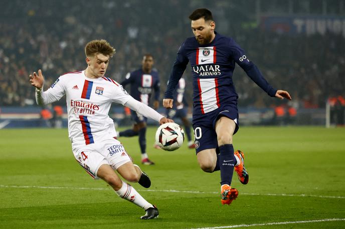 PSG : Lyon Lionel Messi | PSG je klonil z 0:1. | Foto Reuters