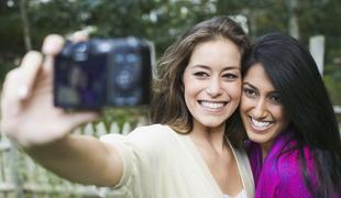 Paradoks selfiejev: nimajo jih radi, a vsak ima svoje razloge, zakaj jih snema
