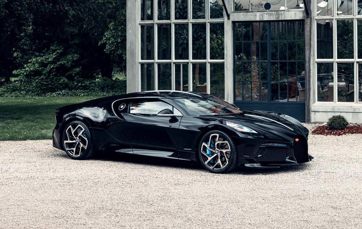 Bugatti la voiture | Bugatti je po dveh letih dela končal unikatni model la voiture noire, ki ga bodo zdaj predali kupcu. | Foto Bugatti