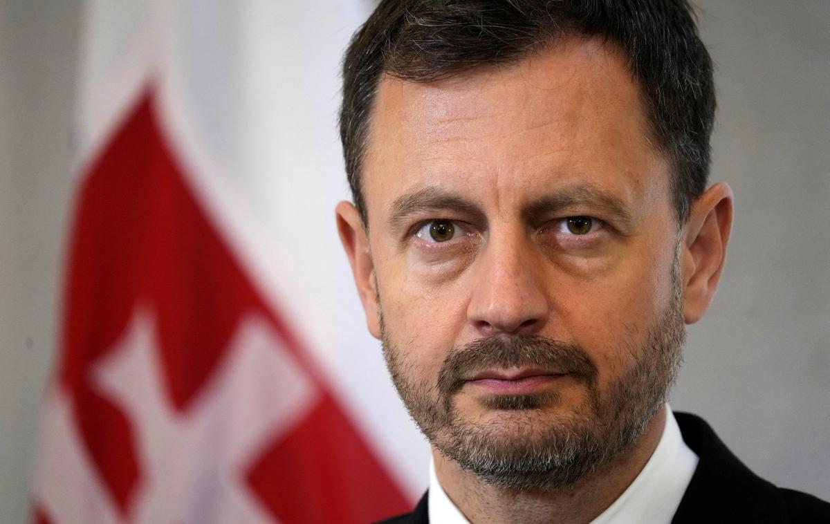 Eduard Heger | Na Slovaškem trenutno vlada konservativno-populistična koalicija treh strank pod vodstvom premierja Eduarda Hegerja, ki že od lanskega poletja nima večine v parlamentu. | Foto Reuters