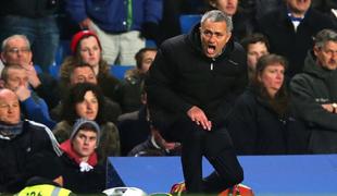 Mourinho: Suarez je padel, kot da bi ga ustrelili (video)