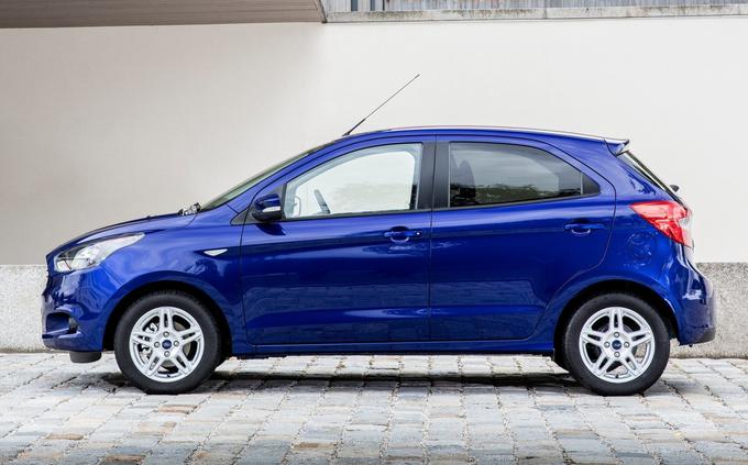 Pri Fordu pravijo, da bodo morali za zadovoljitev slovenskega kupca prodajati tako osnovno ka plus kot novega SUV edgea. | Foto: 