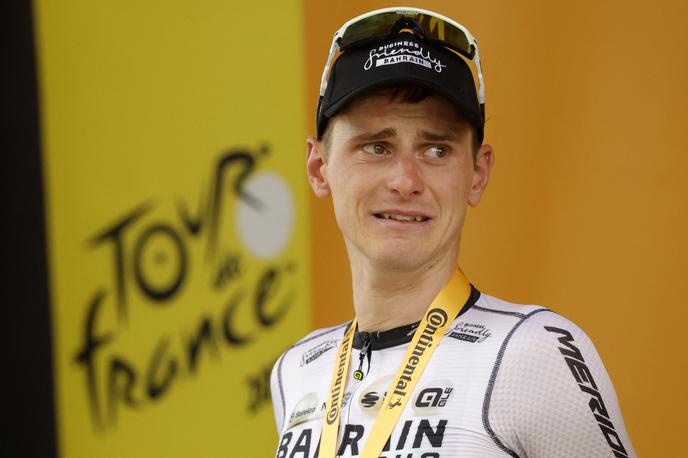 Matej Mohorič, TDF 23 | Mateja Mohoriča so po zmagi v 19. etapi premagala čustva. | Foto Reuters