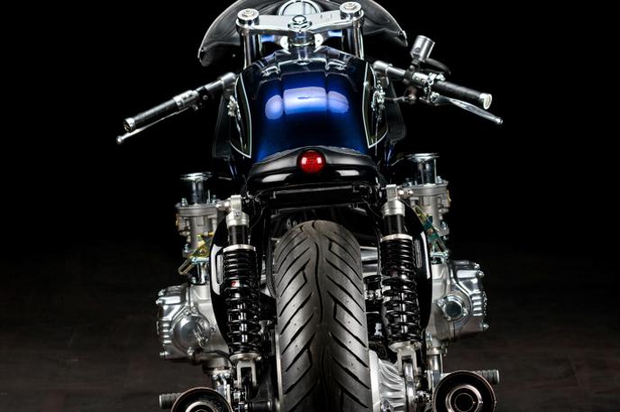 Blueberry bomber | Foto Jani Nendl