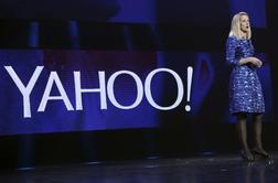 Ko se Yahoo seseda vase, si Marissa Mayer mane roke