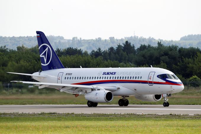 Adria Airways v prihodnjih mesecih pričakuje prva ruska letala superjet 100. | Foto: Reuters