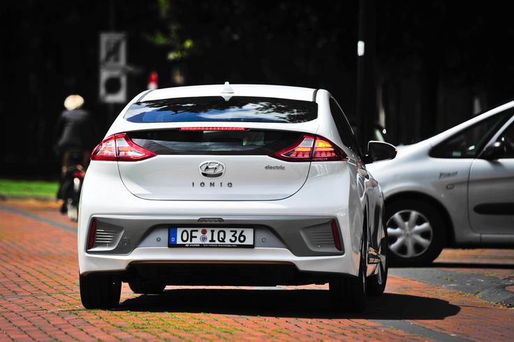 Hyundai ioniq - prva vožnja novega modela Hyundai ioniq - prva vožnja novega modela | Foto: Ciril Komotar