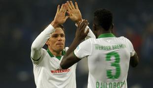 Eintracht presenetil Wolfsburg, Werder slavil v Gelsenkirchnu