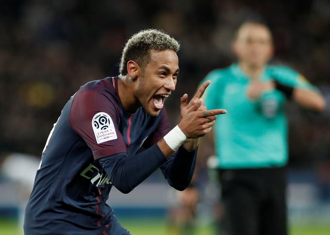 Neymar ima v Parizu poseben tretma, kar pa gre njegovim soigralcem že pošteno na jetra. | Foto: Reuters