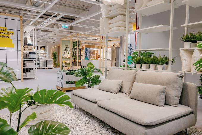 Ljubljanska poslovalnica je od najbolj trajnostno naravnanih Ikeinih trgovin. | Foto: STA ,