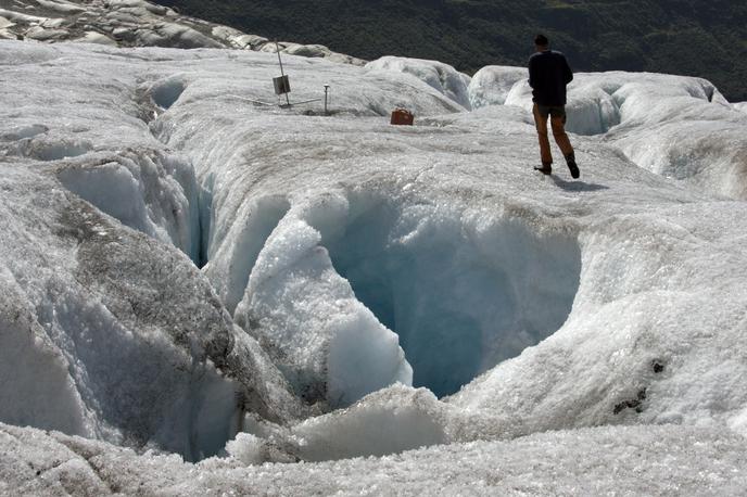 Himalaja ledenik | Ledeniki na območju Hindukuša in Himalaje so pomemben vir vode za okoli 250 milijonov ljudi, ki živijo v gorah, pa tudi za 1,65 milijarde prebivalcev ob rekah.  | Foto Reuters