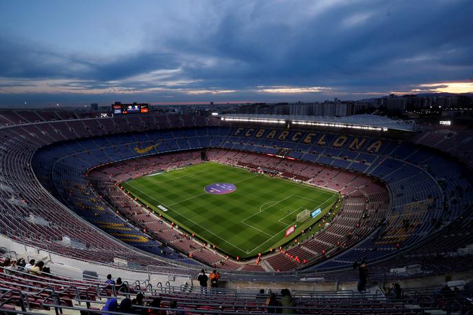 Camp Nou Barcelona | Camp Nou je ponavadi na el clasicu poln do zadnjega kotička. V soboto bo drugače. | Foto Reuters