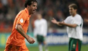 Van Nistelrooy bo pri tulipanih zamenjal Kluiverta