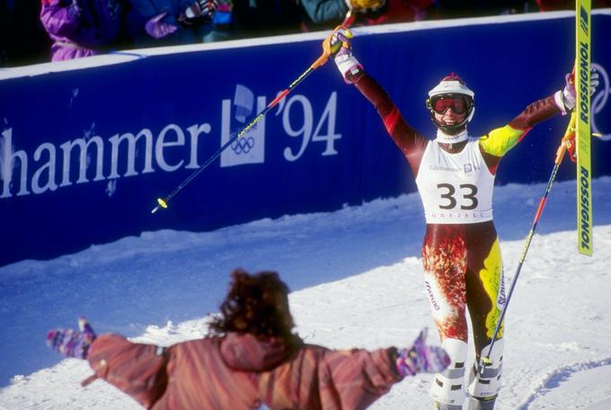 Takrat širši javnosti neznana slovenska najstnica Katja Koren je leta 1994 v Lillehammerju šokirala smučarski svet. | Foto: Getty Images