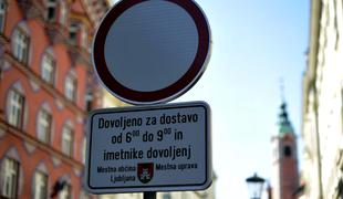 Zakaj kolesarji v Ljubljani do Tromostovja ne smejo voziti le po Miklošičevi