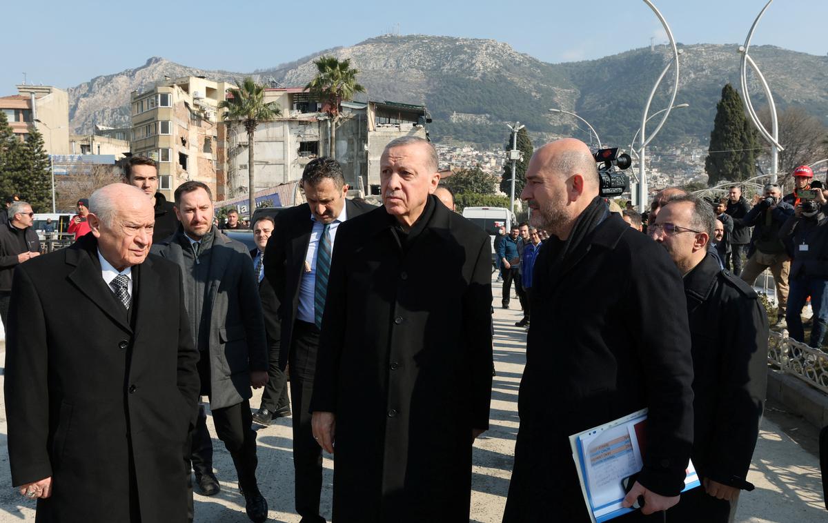 Erdogan | Turški predsednik Tayyip Erdogan in Devlet Bahceli, vodja Stranke nacionalističnega gibanja (MHP), sta obiskala Antakyo v provinci Hatay. | Foto Reuters