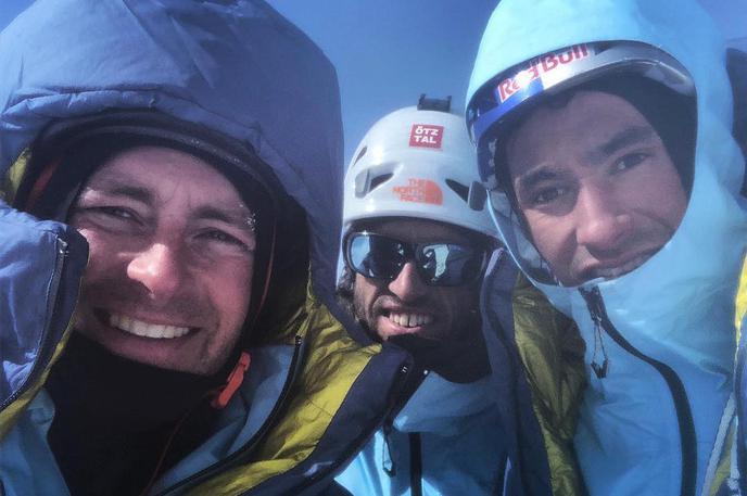 roskelley lama auer | To naj bi bil zadnji selfie, ki so ga alpinisti Jess Roskelley, David Lama in Hansjörg Auer posneli pred smrtjo v snežnem plazu. | Foto Instagram