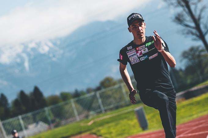 V poletnem obdobju je pridno treniral, dobrih skokov pa mu še ni uspelo prenesti na tekme. | Foto: Grega Valančič/Sportida