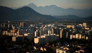 Po nepremičninah v Sloveniji manj povprašujejo Britanci, več pa Rusi