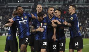 Inter vzel mero Juventusu, vodilni Milan le do točke