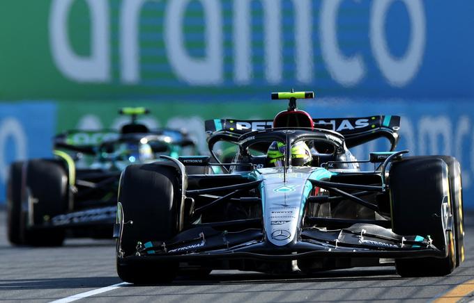 Lewis Hamilton je izpadel v drugem delu kvalifikacij. | Foto: Reuters