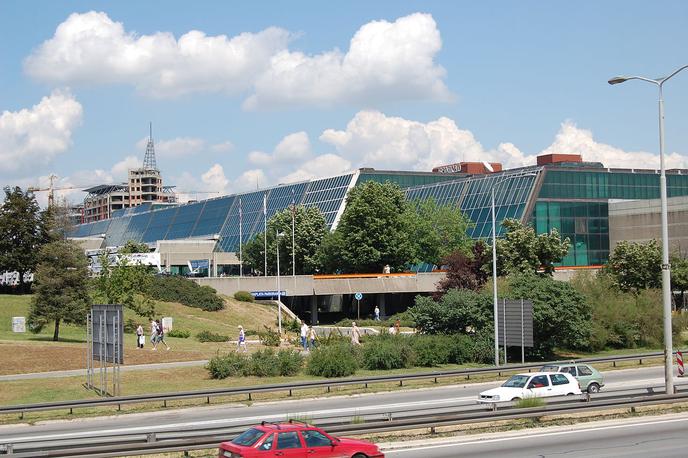 SAVA centar, Beograd, kongresni center | Prenovili bodo ikonični kongresni center v Beogradu.  | Foto Daniel Aragay CC BY 2.0
