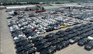Evropa kmalu večinska uvoznica? Samo iz Kitajske 800 tisoč vozil.