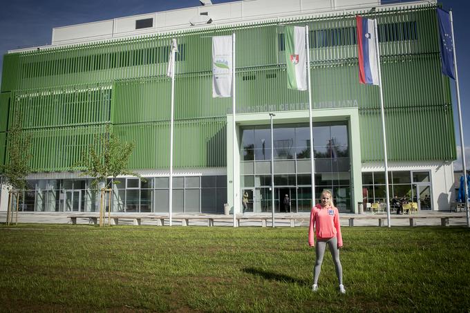 Včasih je trenirala v Šiški in Zeleni jami, po novem pa svoje vaje pili v Gimnastičnem centru Ljubljana, ki so ga odprli novembra lani. | Foto: Ana Kovač