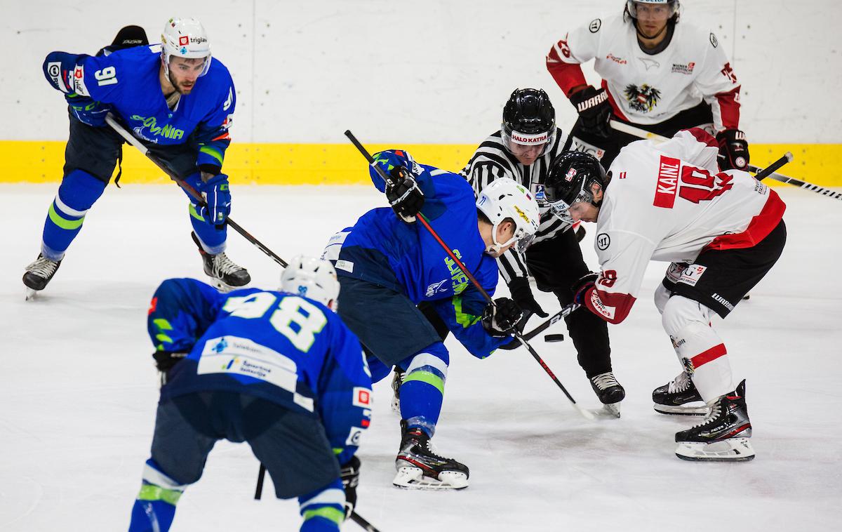 Hokej: Slovenija - Avstrija | Risi so za na prvi tekmi ljubljanskega turnirja s 3:1 premagali Avstrijce. | Foto Grega Valančič/Sportida