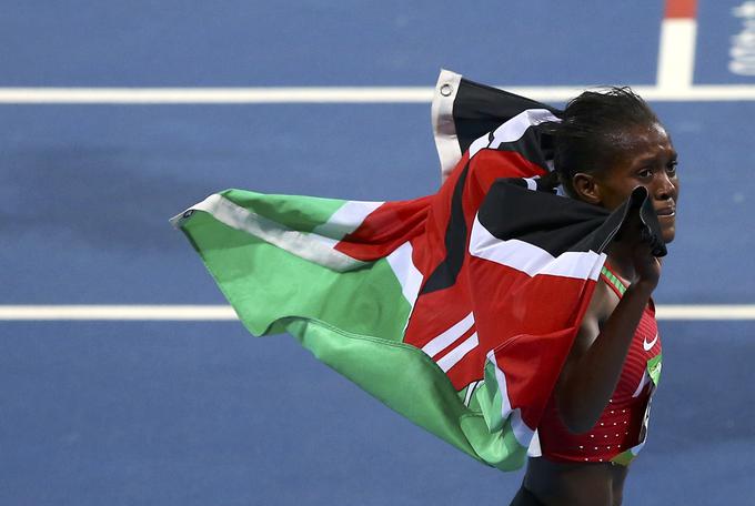 Kenijka je nova olimpijska prvakinja v teku na 1500 metrov. | Foto: Reuters