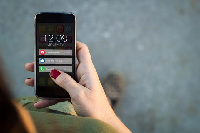 mobilnni telefon pametni | Foto: Shutterstock