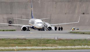 Panika v zraku: na Ryanairovem letalu še ena grožnja z bombo
