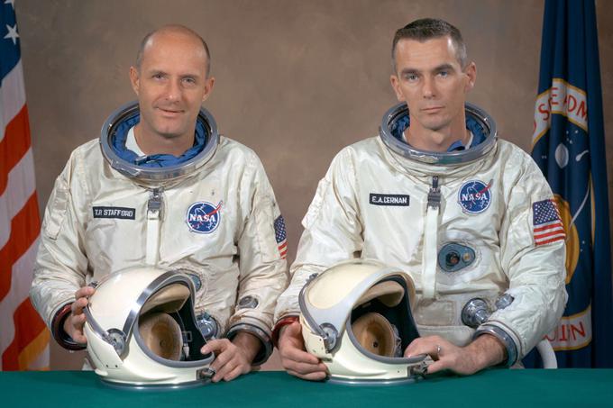 Gene Cernan (desno) in Thomas Stafford (levo) sta priložnost za poveljevanje misiji Gemini 9A dobila po smrti prvih kandidatov za posadko.  | Foto: NASA