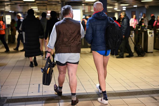 dan brez hlač | Foto: Reuters