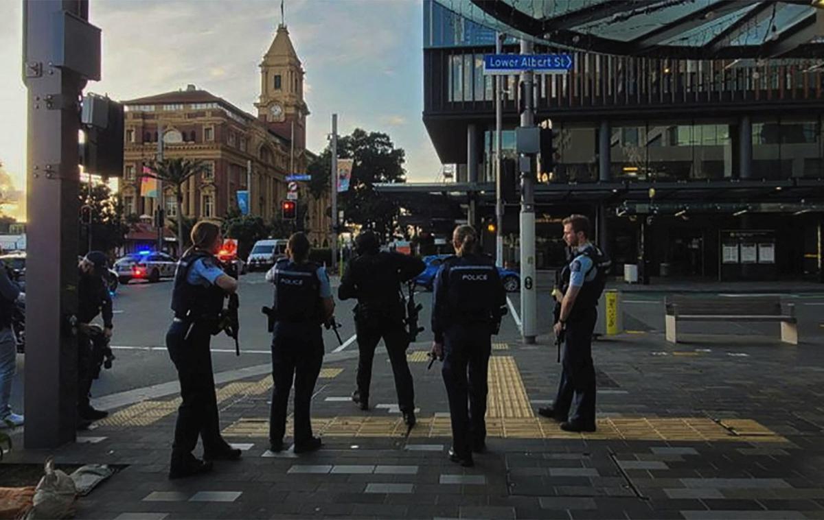 Auckland | Prizorišče varujejo dodatne policijske enote.  | Foto Reuters