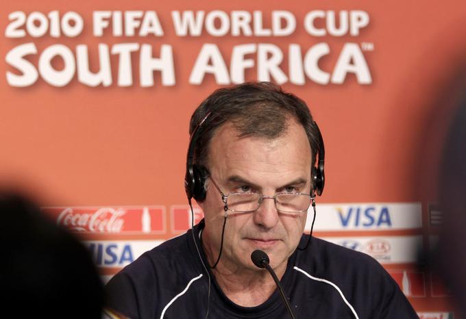 S Čilom je nastopil na svetovnem prvenstvu 2010 in se prebil v izločilne dele. | Foto: Reuters