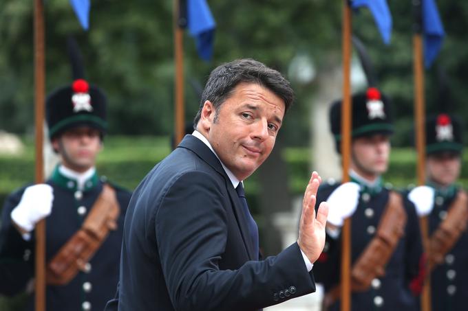 Nekdanji italijanski premier, danes pa predsednik stranke Živa Italija Matteo Renzi bi na premierskem položaju raje kot Giuseppeja Conteja videl koga drugega. | Foto: Getty Images