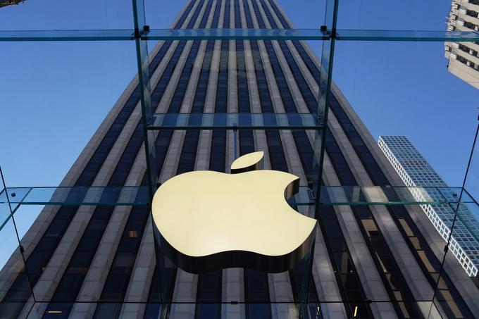 Apple bo za poravnavo porabil najmanj 310 milijonov ameriških dolarjev, a do nje so upravičeni le uporabniki v ZDA. | Foto: Reuters