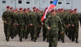 Češka namerava uzakoniti porabo dveh odstotkov BDP za obrambo