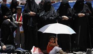 Jemenski predsednik zavrnil podpis načrta o izhodu iz krize