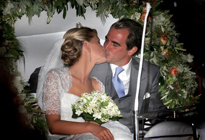 Tatiana se je s svojim 11 let starejšim izbrancem Nikolaosom poročila leta 2010 na grškem otoku Speces. Na poroko so prišli tudi številni evropski aristokrati in člani kraljevih družin. | Foto: Getty Images