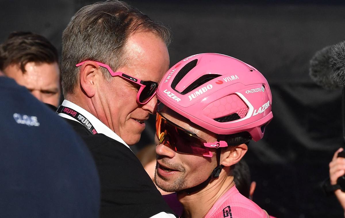 Primož Roglič Richard Plugge | Primož Roglič za zdaj ni v načrtu za Tour de France. Ali se bo lahko ne glede na to morda zasedba Jumbo-Visme za dirko vseh dirk spremenial | Foto Reuters