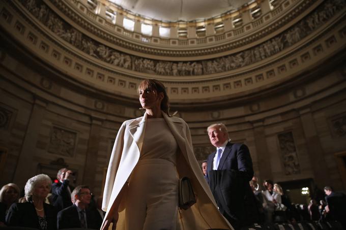 ... zato mnogi komaj čakajo, da vidijo, kaj bo nosila kot prva dama. | Foto: Getty Images