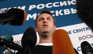 Navalni po porazu napoveduje proteste