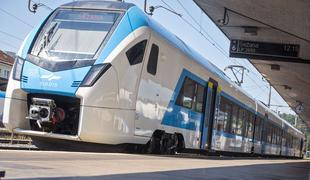 Slovenske železnice: zaradi izrednega dogodka nekateri vlaki zamujajo