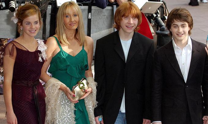 S slavno pisateljico se ne strinjajo niti Emma Watson, Rupert Grint in Daniel Radcliffe ... | Foto: Reuters