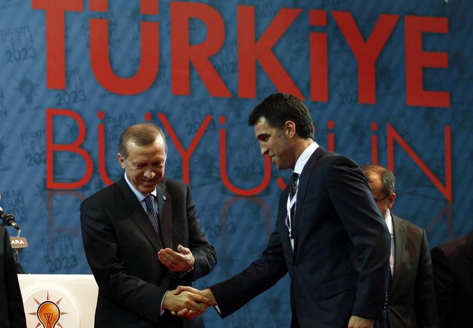 Iz časov, ko je bil politični zaveznik Recepa Tayyipa Erdogana. | Foto: Getty Images
