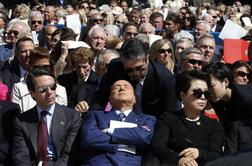 Ali bo Berlusconi lahko ostal v politiki?